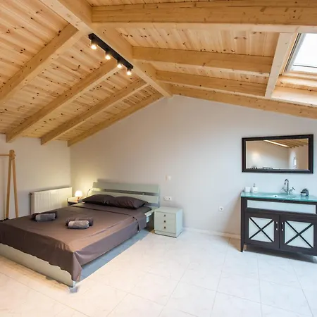 Villa Gouvia Olive Tree House *